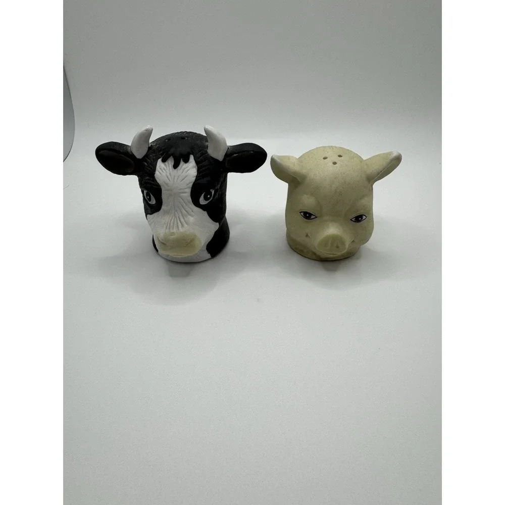 Vintage Cow And Pig Salt And Pepper Shakers